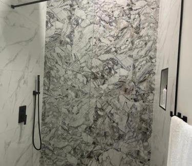 Northwest Point Apartment | Cassia Nivas
