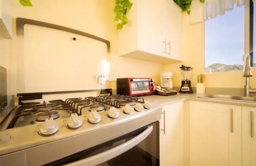 West Gate Hills House | Cassia Villa