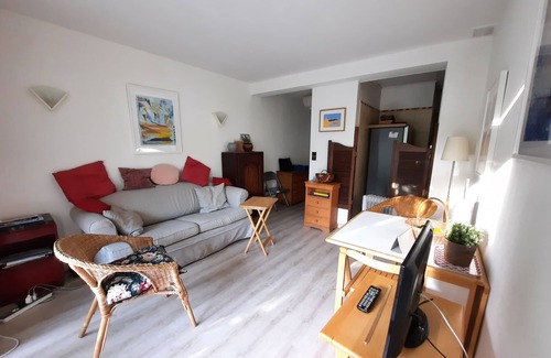 Cassis Apartment | Cassis , F2 4 Personnes , Terrasse, Parking, Plage et Port à Pied