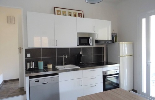 Cassis Apartment | Cassis, Near calanques, 150 from the sea, garden, view