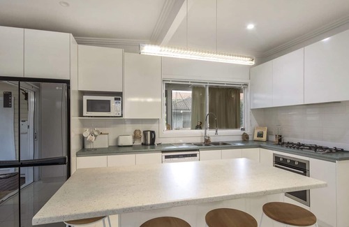 Ettalong Beach House | CASTAWAY @ ETTALONG BEACH