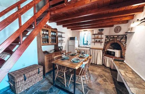 Kokkari House | Castaway's View Villa