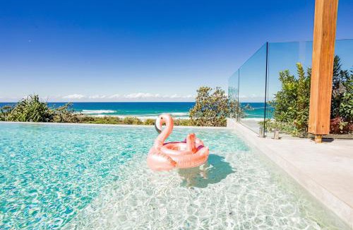 Castaways Beach House | Castaways Beach Escape