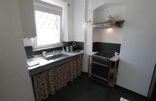 Montescudaio Apartment | Castello 20