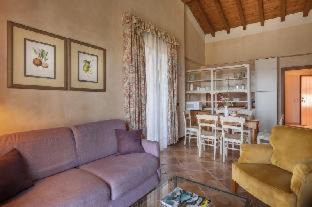 Desenzano del Garda Apartment | Castello Belvedere Apartments