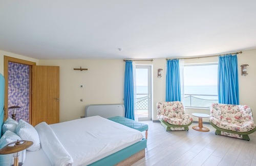 Tsikhisdziri Hotel | Castello Mare Hotel & Wellness Resort