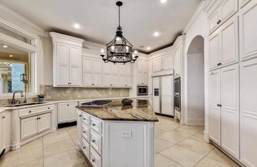 Spicewood House | Castello Sul Lago on Lake Travis