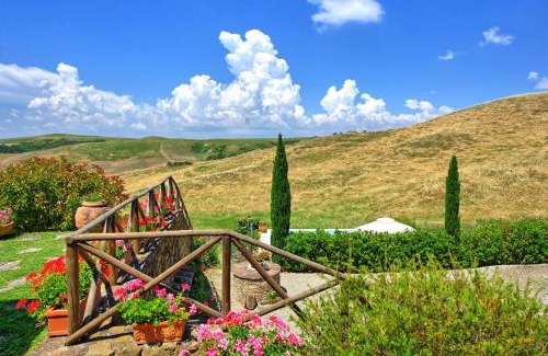 Trequanda Villa | Castelmuzio by PosarelliVillas