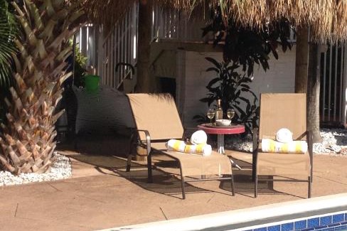 Lauderdale-by-the-Sea Hotel | Castle by the Sea Motel