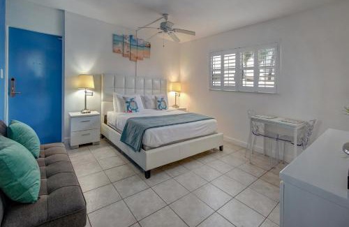Lauderdale-by-the-Sea Hotel | Castle by the Sea Motel