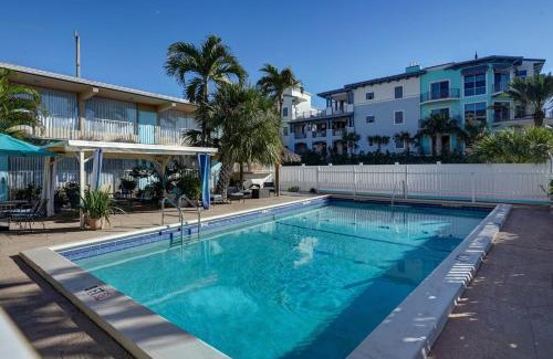 Lauderdale-by-the-Sea Hotel | Castle by the Sea Motel