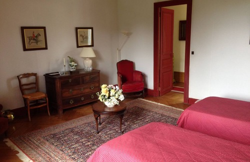 Genille Other | Castle close family Loire castles, 18 people, swimming pool/tennis