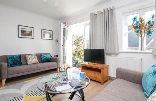 Weymouth House | Castle Cove View