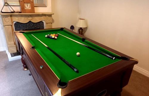Londonderry House | Castle Gate House Derry City Centre Townhouse
