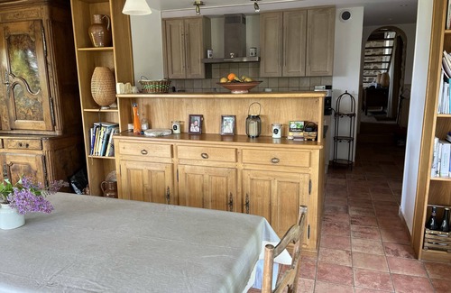 Saint-Martin-du-Puy Cottage | Castle Heights
