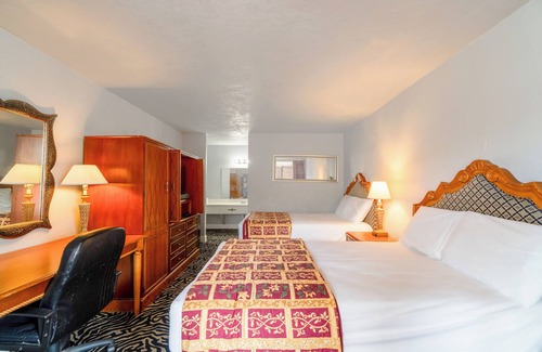 Lawton Hotel | Castle Inn & Suites by OYO Lawton