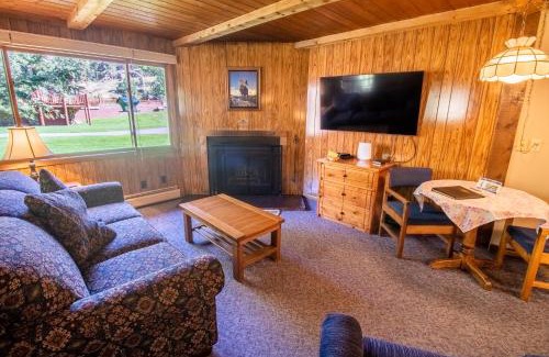 Estes Park Cabin | Castle Mountain Lodge