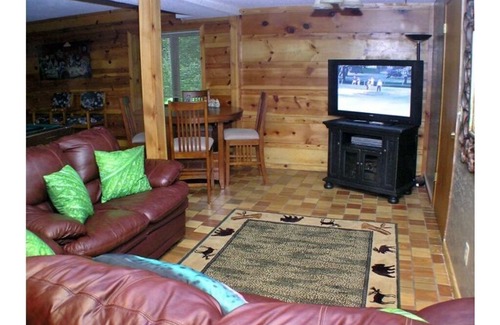 Gatlinburg - Pigeon Forge House | Castle on the Green
