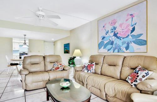 New Smyrna Beach Apartment | Castle Reef 110 - Seaside Serenade