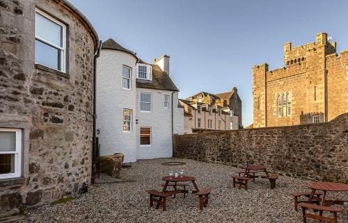 Rothesay Apartment | Castle Street Apartments - Kilchattan Apartment