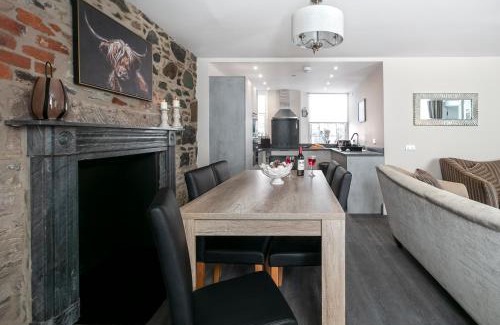 Rothesay Apartment | Castle Street Apartments - Scalpsie Apartment