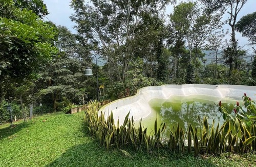 Udumbanchola House | Castle Vallakalil Homestay, Luxury at a decient Pricen