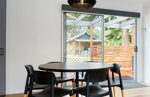 Castlemaine Villa | Castlemaine Gardens Luxury Accessible Villa