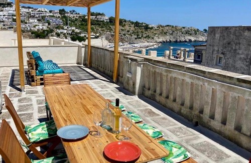 Castro Marina Apartment | Castro Marina -Casa Punta Correnti- in front of the sea