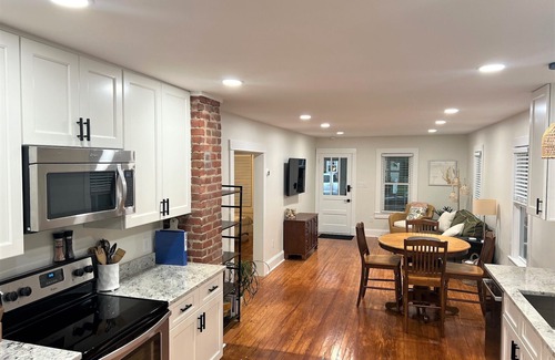Cambridge House | Casual Bungalow close to Choptank River, sleeps 5