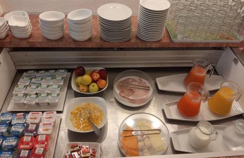 Bourg-de-Peage Hotel | Cat'Hotel