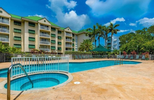 Key West Apartment | Cat Island Suite | Beautifully Renovated w/Pool!