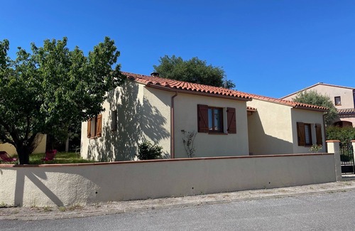 Montesquieu-des-Alberes Villa | Catalan villa with garden between sea and mountains, near Collioure, Spain