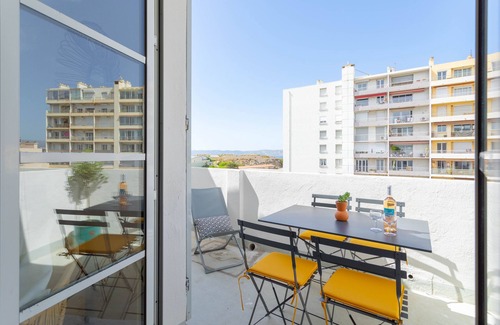 Le Pharo Apartment | Catalans Sur Mer by MaisonMars