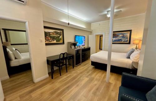 Avalon Bed & Breakfast | Catalina Courtyard Suites