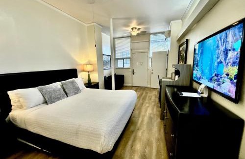 Avalon Bed & Breakfast | Catalina Courtyard Suites