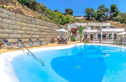 Sant Cebria de Vallalta Villa | Catalunya Casas Modern Magnificence , only a few km to the beach!