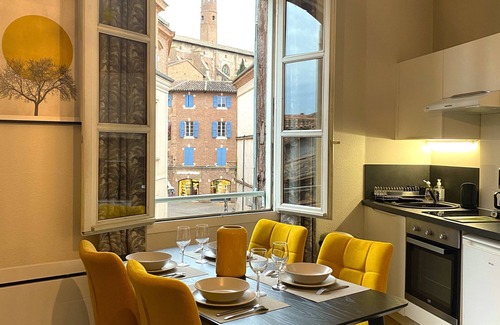 Albi Apartment | Cathedral Aparthotel historic center cathedral view