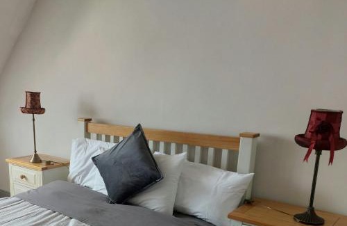 Ennis Apartment | Cathedral Court