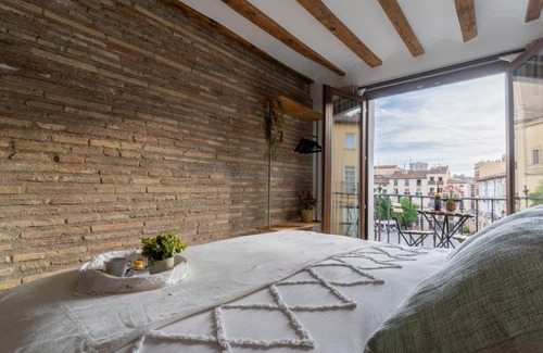 Logrono Historic Centre Apartment | Cathedral Suite Home
