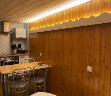 Les Angles House | Cathy