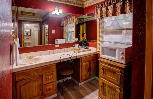 Big Bear City Cabin | Cathy's Cottages