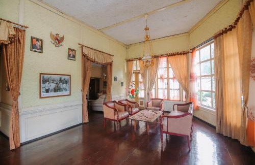 Kajarharjo Hotel | CATIMOR HERITAGE 1894 Hotel & Resto By Celcius