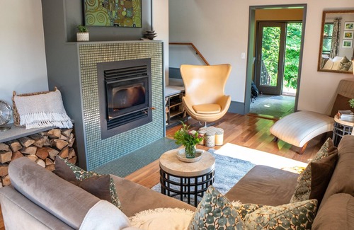 Fleischmanns House | CATSKILLS Relaxed, Refined enchanting Cabin Retreat