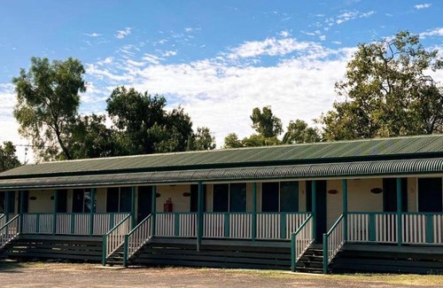 Charleville Hotel | Cattle Camp Hotel
