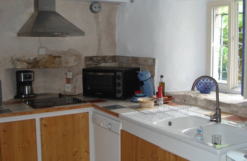 Campestre-et-Luc House | Caussenarde traditional house of 60 M2, with land of 800 M2.