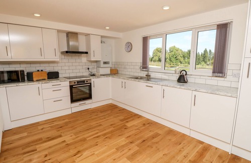 Nettlestone Cottage | CAVA, family friendly, character holiday cottage in Seaview