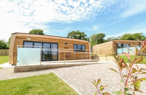 Nettlestone House | Cava