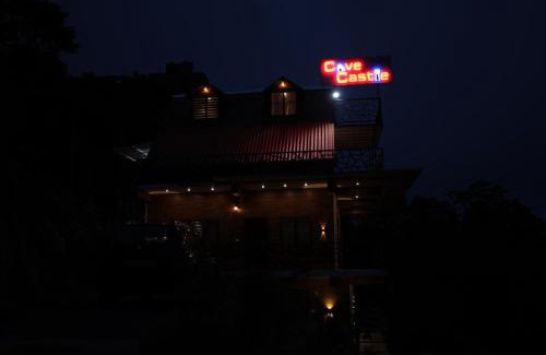 Elappara Bed & Breakfast | Cave Castle by Bestinn Leisure Panchalimedu