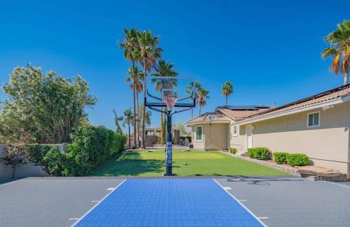 Pinnacle Peak House | Cave Creek- Basketball Putt Putt Pool & Games