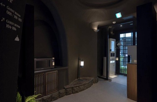 Dongseon-dong Hotel | Cave Ryokan Hotel by Aank Sungshin Univ.